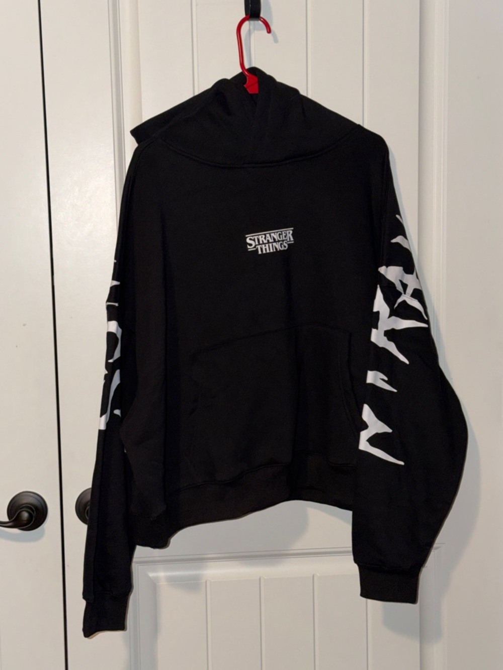 Netflix x Stranger Things Black Hellfire Club Cropped Hoodie